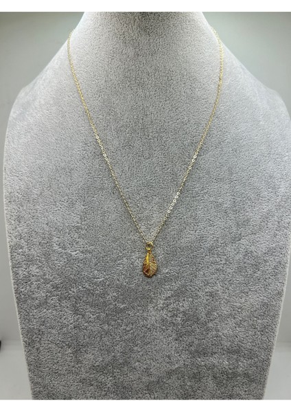 Altın Renk Yaprak Kolye