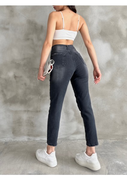 Denim Kumaş Antasit Yıkamalı Yüksek Bel Slim Mom Jeans indirimleri