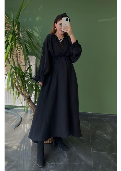 Kol Ucu ve Beli Lastikli Siyah Maxi Boy Bisiklet Yaka Elbise
