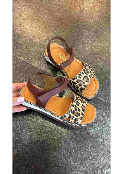 31-36 Numara Kız Çocuk Leopar Deri Sandalet