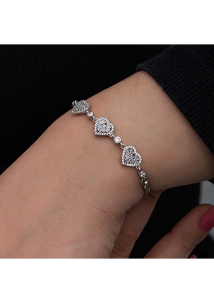 ​925 Ayar Gümüş Baget Taşlı Kalp Kadın Bileklik fırsatları