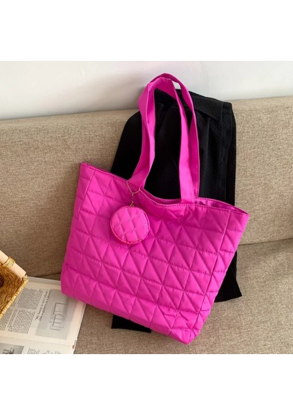 Gül Kırmızı Uzay Yastıklı Kadın Omuz Çantaları Kış 2023 Için Büyük Kapasiteli Siyah Çanta Tasarımcısı Kapitone Naylon Pamuk Sıcak Tote Katı (Yurt Dışından) fiyatları