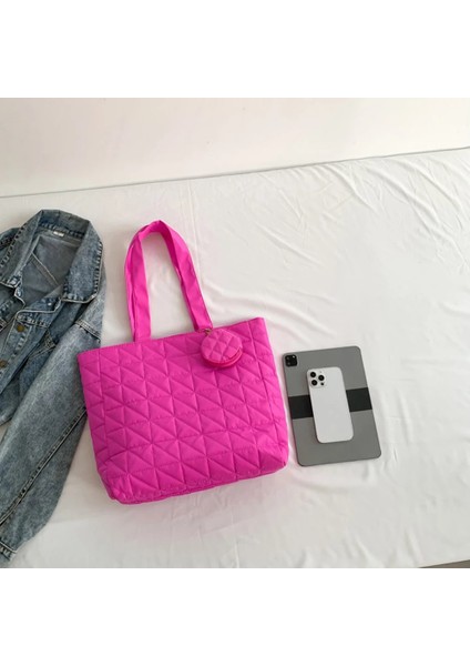 Gül Kırmızı Uzay Yastıklı Kadın Omuz Çantaları Kış 2023 Için Büyük Kapasiteli Siyah Çanta Tasarımcısı Kapitone Naylon Pamuk Sıcak Tote Katı (Yurt Dışından) indirimleri