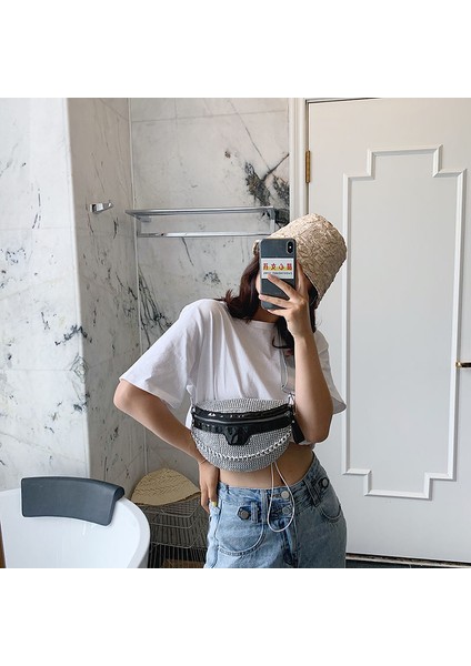 Gümüş Bel Çantası Elmas Lazer Kadın Bel Çantası Zincir Fanny Paketi Lüks Omuz Crossbody Göğüs Çanta Tasarımcı Çanta Çanta Kadın Kemer Çantası (Yurt Dışından) fırsatları