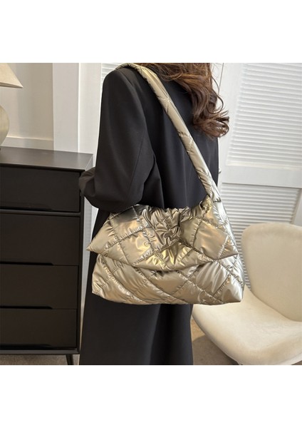 Şampanya B Kış Kadın Kirpi Tote Çanta Pamuk Aşağı Yastıklı Omuz Çantaları Kapitone Çanta Çanta Pileli Naylon Alışveriş Messenger Çanta 2023 Yeni (Yurt Dışından) fırsatları