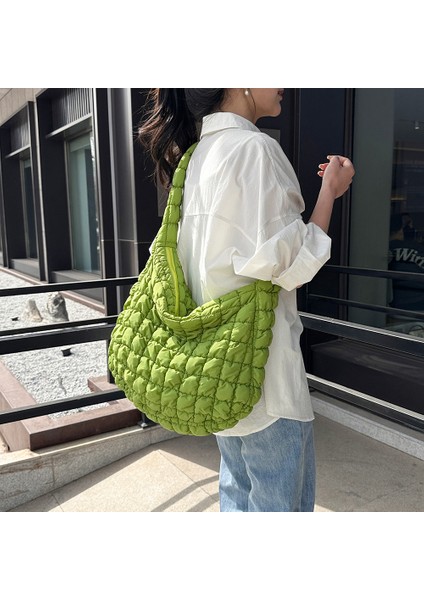 Kabarcık Iplik Pembe Kapitone Yastıklı Kadınlar Için Crossbody Çanta Pileli Kabarcıklar Bulut Omuz Çantaları Büyük Tote Kova Tasarımcı Çanta Dantelli Çanta 2023 (Yurt Dışından) indirimleri