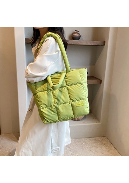 Gümüş Pamuk Yastıklı Omuz Çantası Kadınlar Için Kabarcıklar Çanta Üst Kolu Çanta Kış Kapitone Bulut Tote Çanta Kabarık Işe Gidip Alışveriş Çantaları (Yurt Dışından) fırsatları