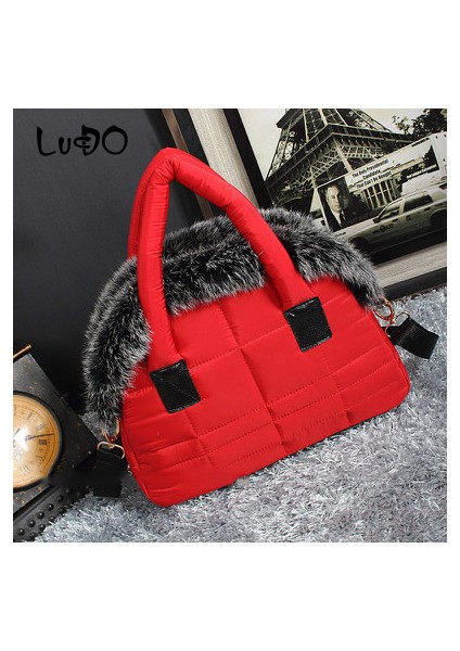 Kırmızı 34X25X14CM Lucdo Marka Lüks Çanta 2022 Yeni Kış Kadın Sıcak Uzay Pamuk Kabuk Çanta Tasarımcısı Tavşan Kürk Çanta Bayan Omuz Çantası (Yurt Dışından)