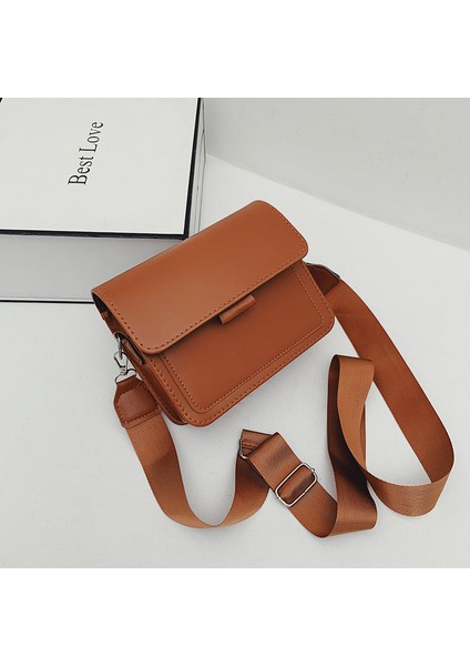 Şarap Kırmızısı Kadın Omuz Çantası 2024 Trend Marka Küçük Kare Çantalar Lüks Tasarım Çanta Moda Messenger Bagstofu Çanta Flip Tote Çanta (Yurt Dışından) modelleri