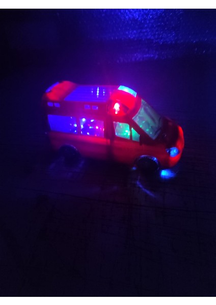 Berattoys 20 cm Pilli Itfaye Türkçe Sesli 3D Işıklı Itfaye Yerde Gezen Oyuncak Itfaye Pilli Araba modelleri