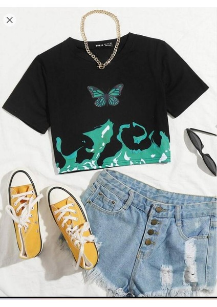 Butterfly Baskılı Siyah Crop modelleri
