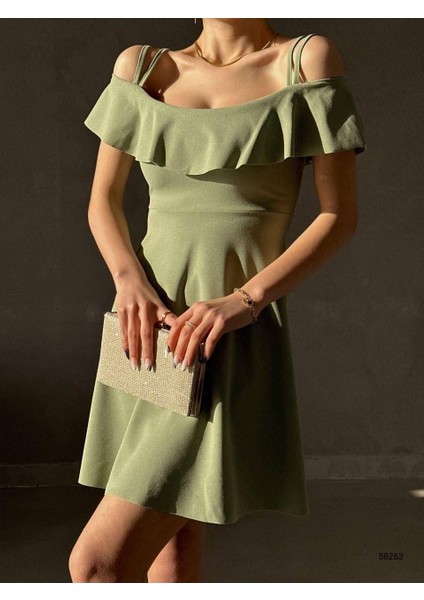 Kadın Askılı Yaka Detay Krep Kumaş Elbise (Renkli) fiyatları