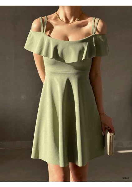 Kadın Askılı Yaka Detay Krep Kumaş Elbise (Renkli) fırsatları