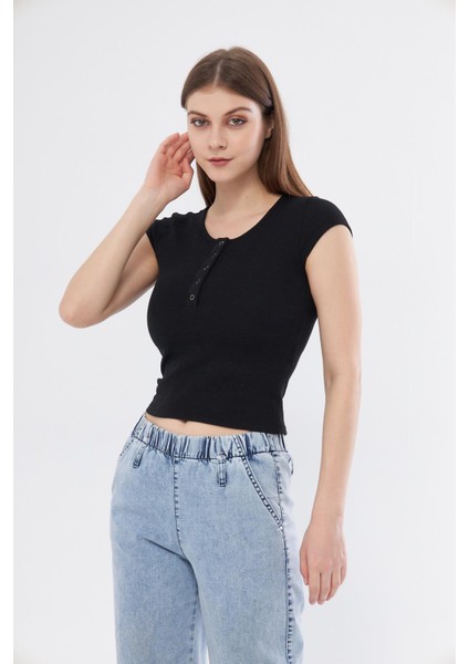 Kadın Siyah Dar Kalıp Crop T-Shirt - Citcit fiyatları
