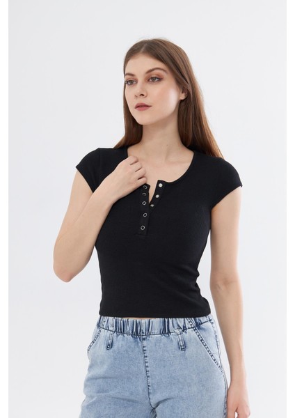 Kadın Siyah Dar Kalıp Crop T-Shirt - Citcit modelleri