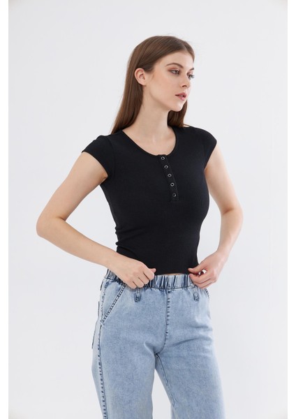 Kadın Siyah Dar Kalıp Crop T-Shirt - Citcit indirimleri