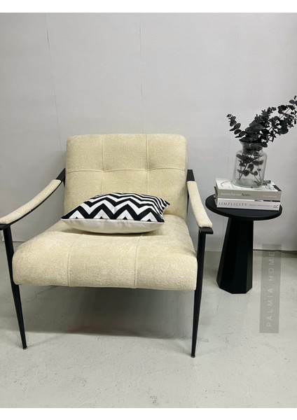 Siyah Beyaz Renk Zigzag Desenli Dekoratif Kırlent Kılıfı