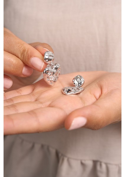 Kadın Sallantılı Kalp Model Bijuteri Küpe fiyatları