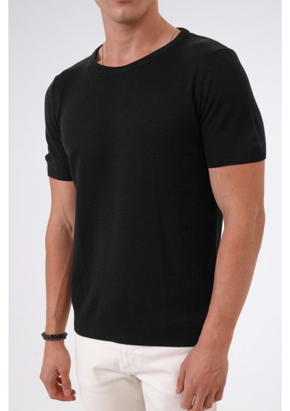Siyah Regular Fit Küba Yaka Triko Tişört