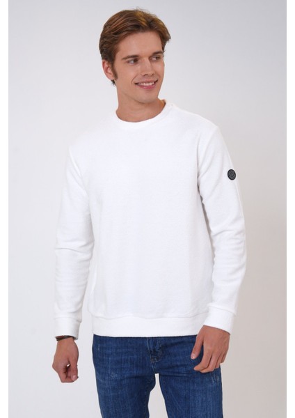 Beyaz Regular Fit Pamuklu Yumuşak Dokulu Bisiklet Yaka Sweatshirt
