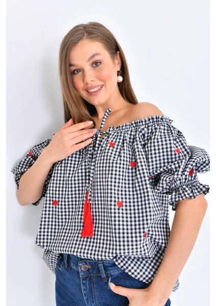 Siyah Pötikare Yakası Fırfırlı Oversize Dokuma Bluz modelleri