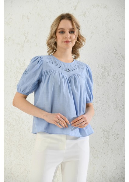 Bisiklet Yaka Nakış Işlemeli Keten Gömlek modelleri