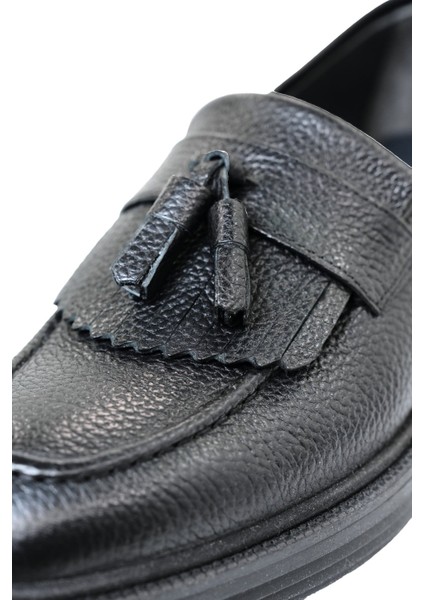 %100 Deri Termo Tabanlı Bağcıksız Siyah Püsküllü Loafer Ayakkabı fırsatları