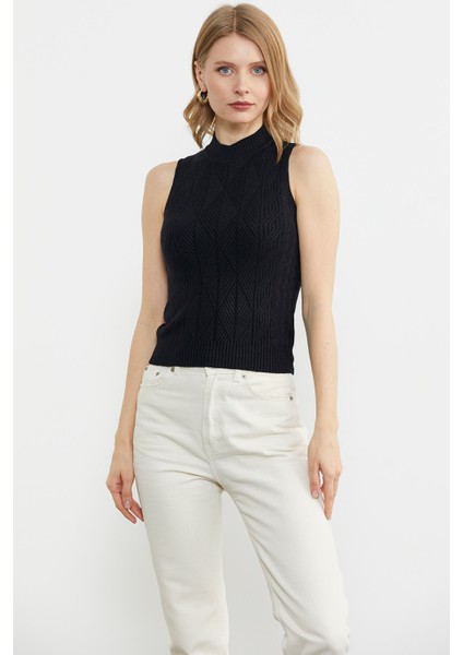 Motifli Dik Yaka Triko Süveter - Siyah fiyatları