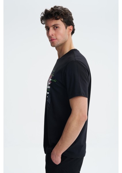 Erkek Regular Fit Bisiklet Yaka Tişört Y27344407201 fırsatları