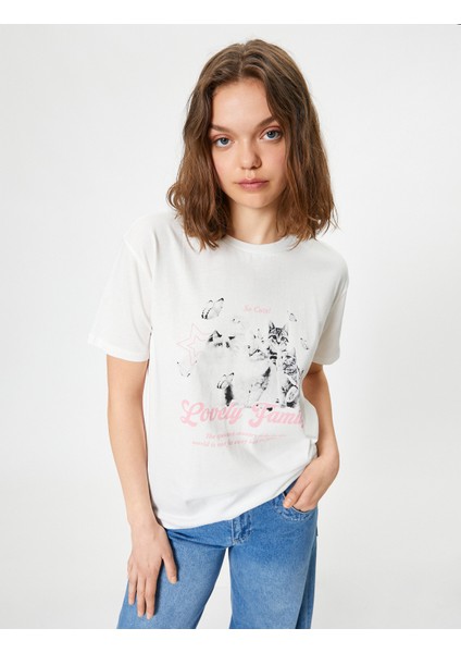 Kedi Baskılı Tişört Bisiklet Yaka Oversize Kısa Kollu Pamuklu fiyatları