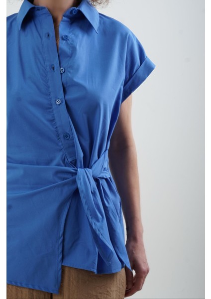 Saks Mavi Önden Bağlamalı Gömlek modelleri