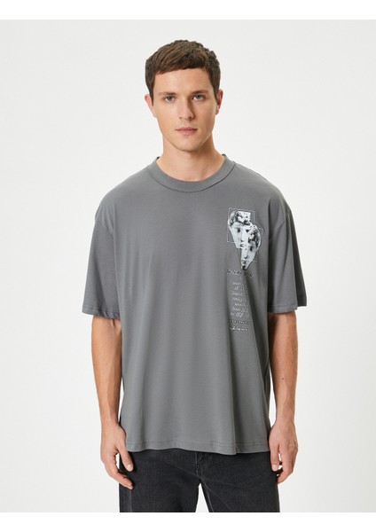 Önü ve Arkası Baskılı Tişört Kısa Kollu Bisiklet Yaka Pamuklu Rahat Kalıp modelleri