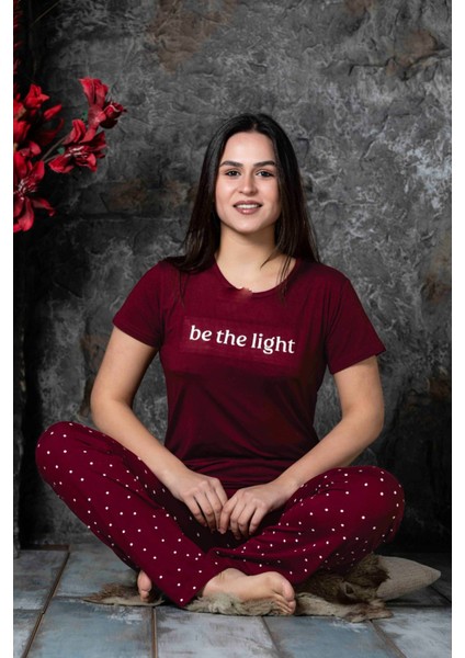 Kadın Milan Kumaş Bordo Sıfır Yaka Kısa Kol Yazılı ve Puantiyeli Pijama Takımı