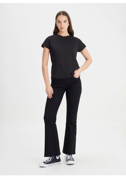 Bisiklet Yaka Siyah Kadın T-Shirt L24164401-BISIKLET Yaka T-Shirt fiyatları