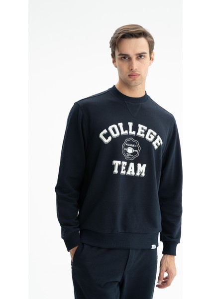 Erkek Yazı Baskılı Regular Fit Şardonsuz 3 İplik Bisiklet Yaka Sweatshirt K26124601201 fırsatları