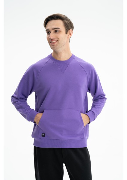 Erkek Regular Fit Şardonsuz 3 İplik Kanguru Cepli Bisiklet Yaka Sweatshirt K26124601801