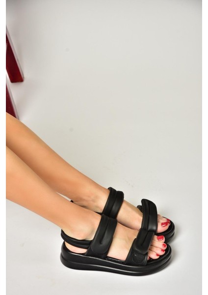 S973910409 Siyah Kadın Sandalet fiyatları