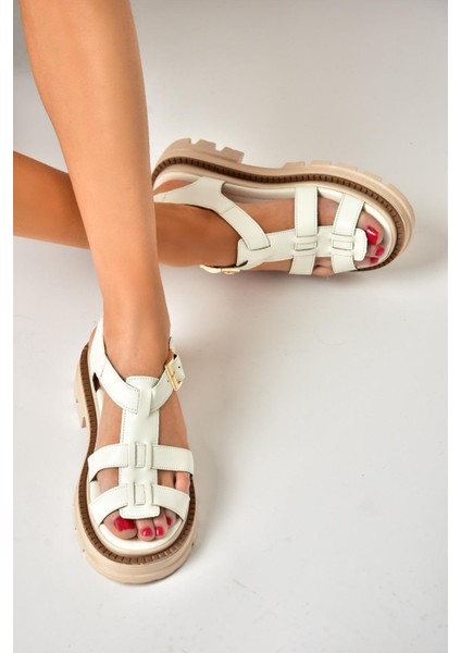 S437302009 Beyaz Kalın Tabanlı Kadın Sandalet