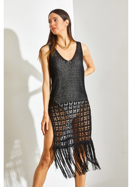 Kadın Püsküllü Yırtmaç Detaylı Astarsız Ajurlu Elbise modelleri