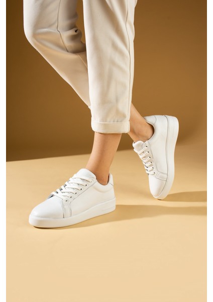 Sutil Beyaz Gerçek Deri Kadın Spor Ayakkabı modelleri