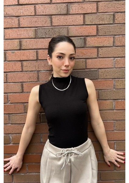 Siyah Kolsuz Dik Yaka Body fırsatları