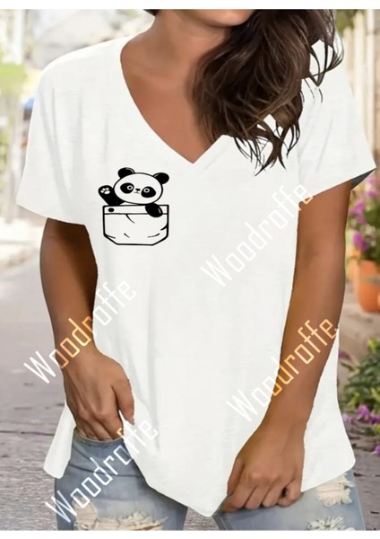 Kadın V Yaka Salaş Cep Panda Baskılı Beyaz Oversize Boyfriend T-Shirt