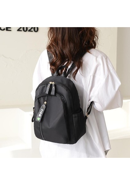 Rahat ve Çok Yönlü, Büyük Kapasiteli, Renk Bloklu Sırt Çantası (Yurt Dışından) fırsatları