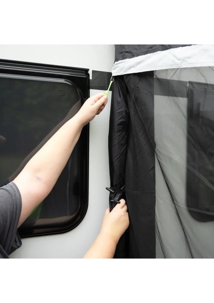 AİR390 390CM Şişme Kapalı Karavan Kış Çadırı