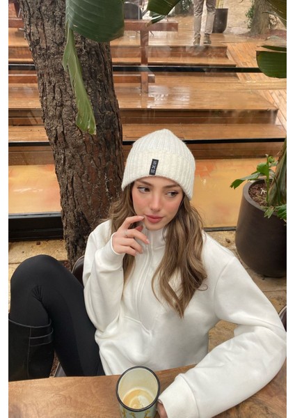 Kirli Beyaz Fermuar Detaylı Oversize Sweatshirt modelleri