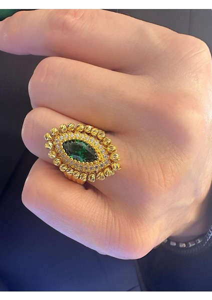 Zümrüt Taşlı Dorika Mekik 8 Ayar Altın Yüzük modelleri