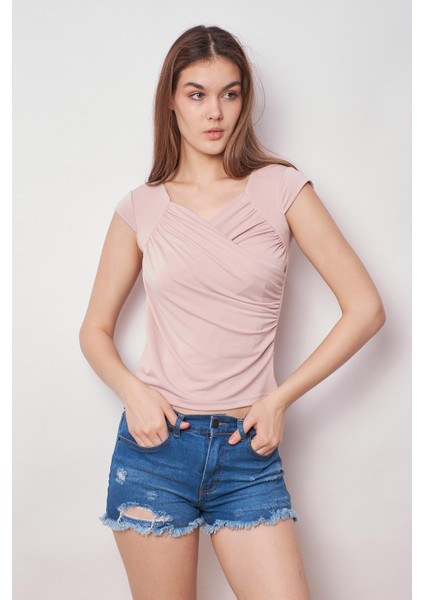 Likralı Şık Krep Kumaş Kruvaze Anvelop Önü Büzgülü Kelebek Kol Body Bluz-Açık Bej fırsatları