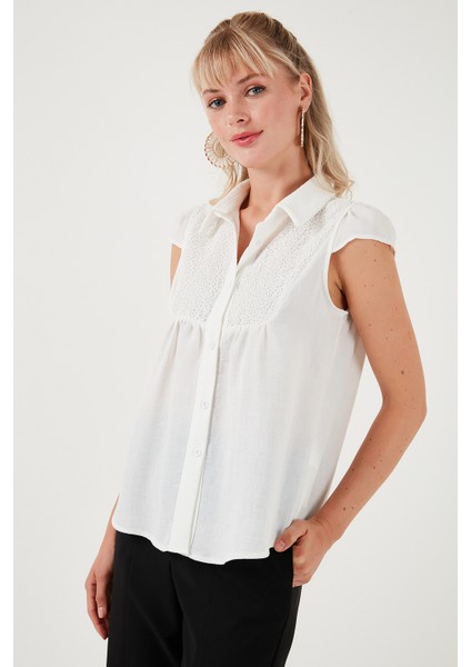 Dantel Detaylı Kısa Kollu Regular Fit Gömlek Bayan Gömlek 611GO0215 fırsatları