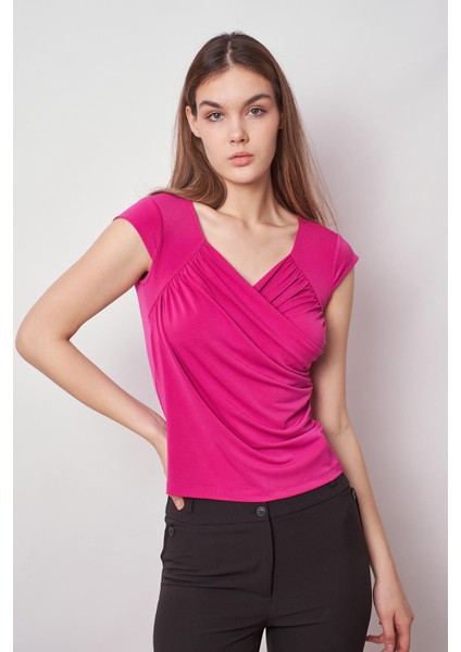 Likralı Şık Krep Kumaş Kruvaze Anvelop Önü Büzgülü Kelebek Kol Body Bluz-Magenta modelleri