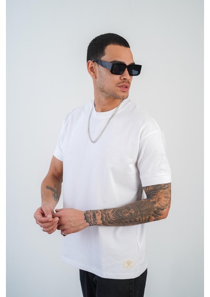 Bisiklet Yaka Pamuklu Yarım Oversize Kesim Erkek T-Shirt